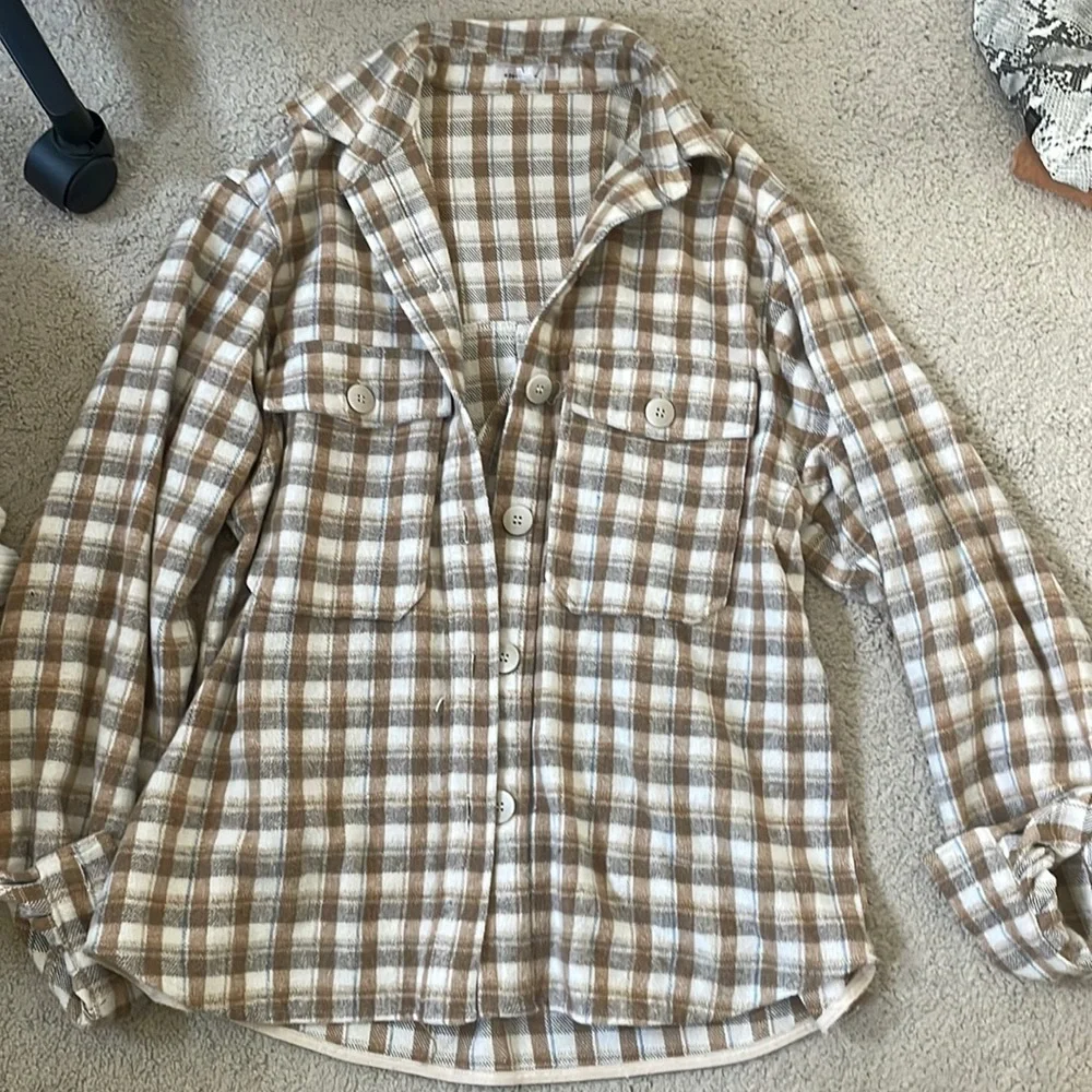 Flannel - Picture 1 of 3